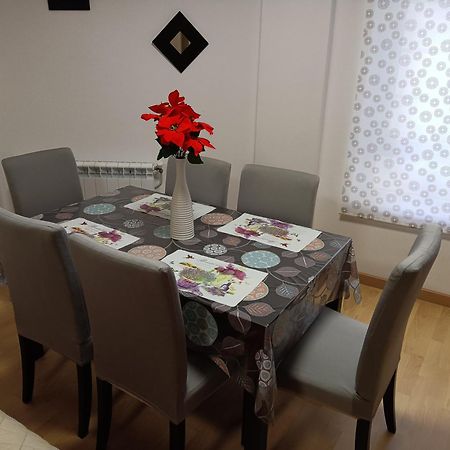 Apartamento Piso Xunqueira Viveiro Exterior foto